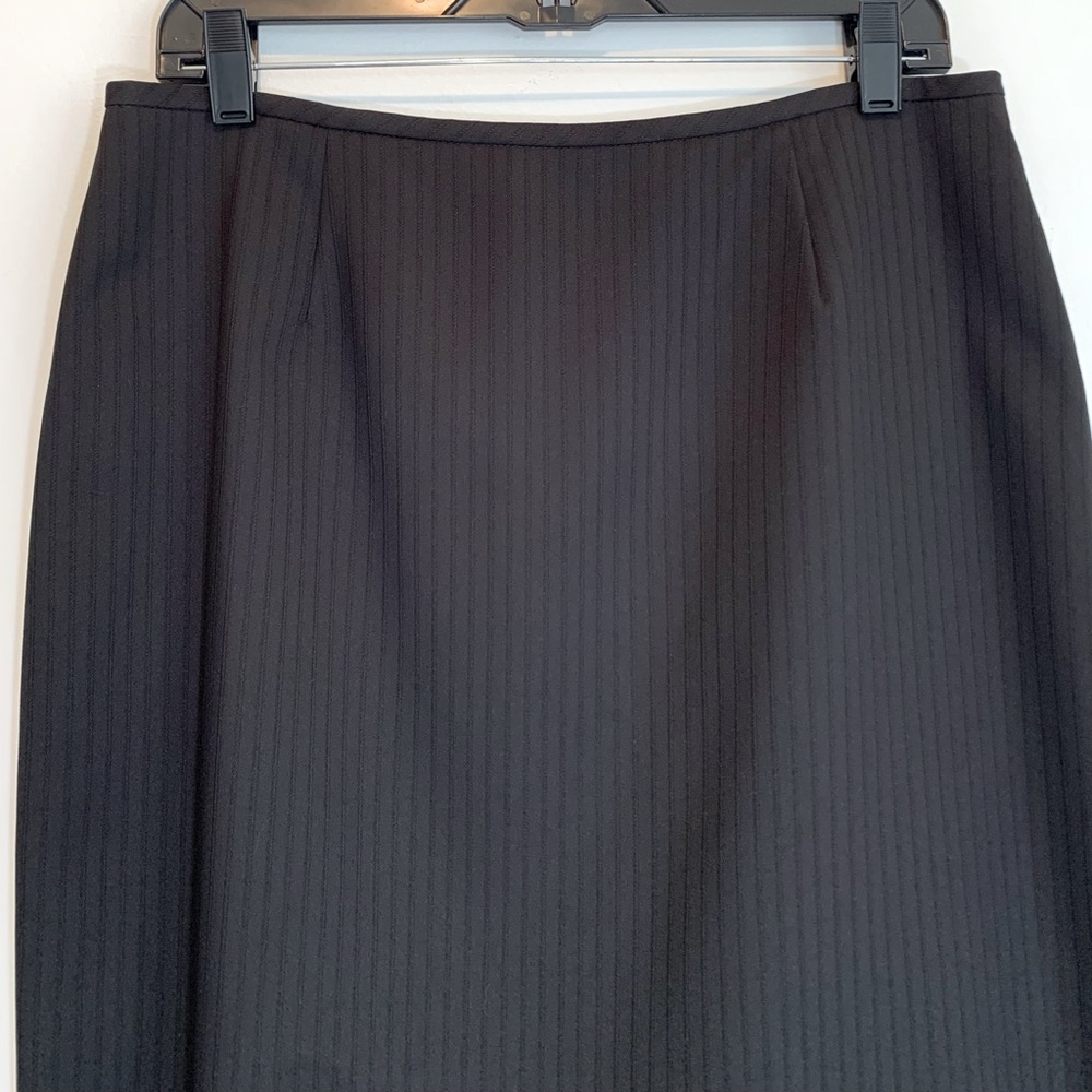 Sag Harbor Black Skirt Jacket Suit Camellia Button & Ribbon Detail 14 - Picture 8 of 15